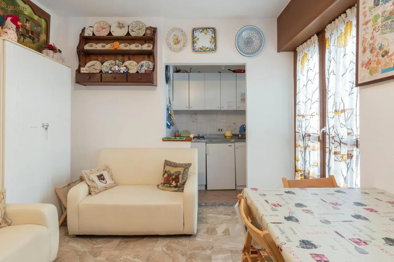 Maranta Aprica Apartment