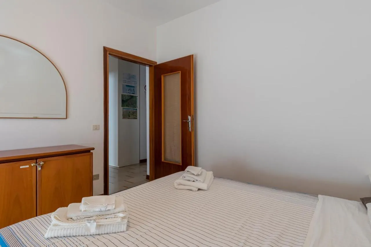 Maranta Aprica Apartment